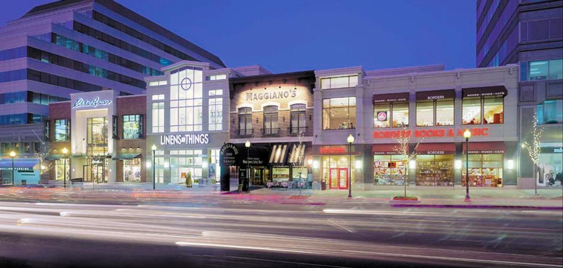 Image of the retail store fronts at Friendship Centre in Washington DC